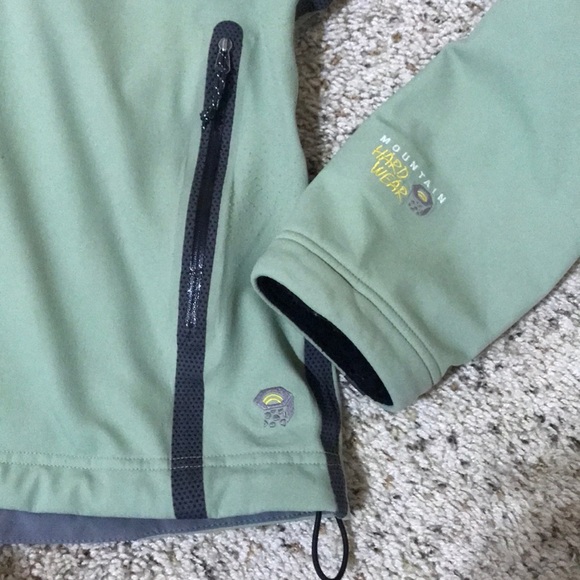 Mountain Hardware Women’s Softshell Jacket - Picture 2 of 9